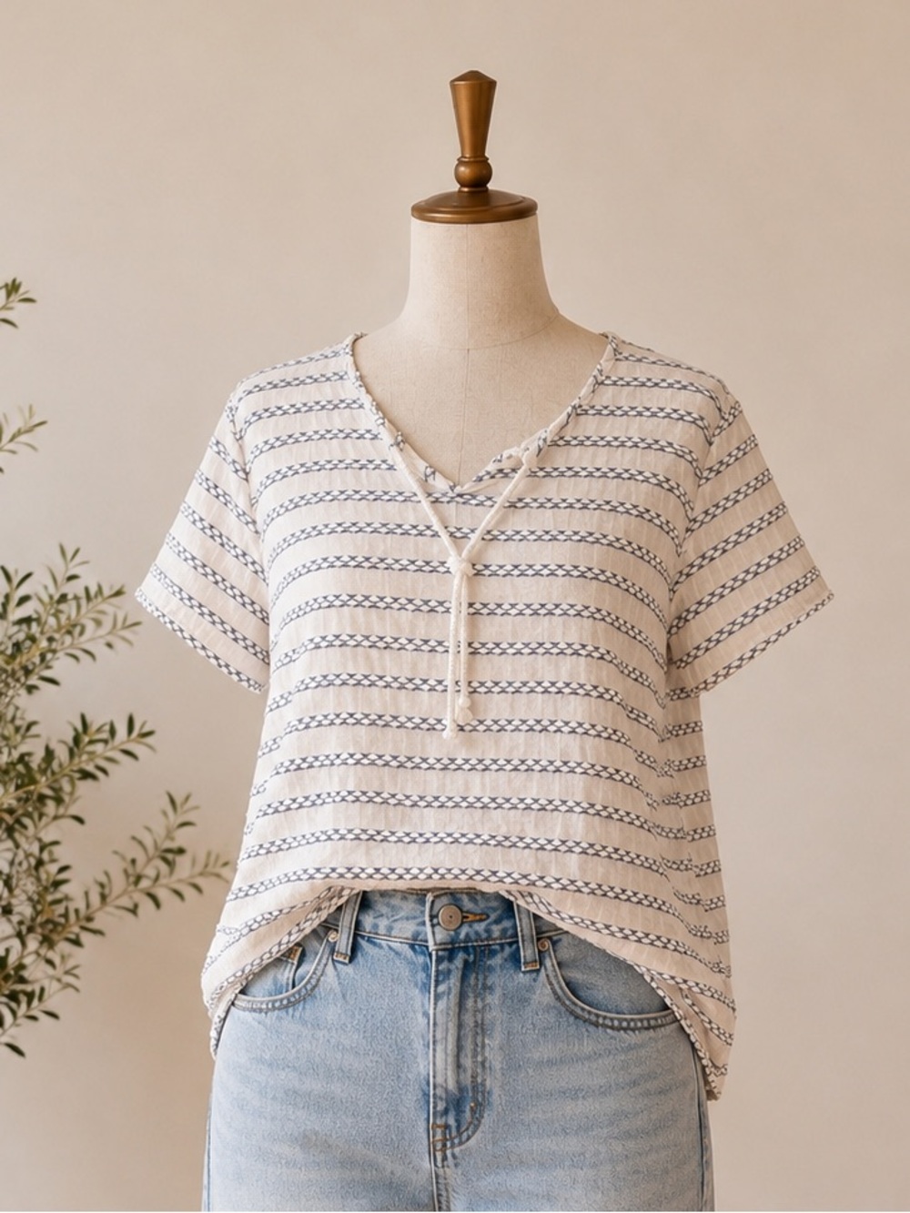 Talbots Embroidered Tassel Tie Top M